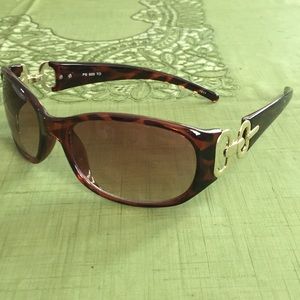 Tortoise Shell Women’s Sunglasses